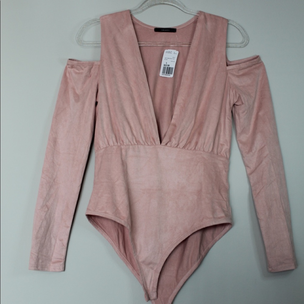 Salmon off shoulders bodysuit